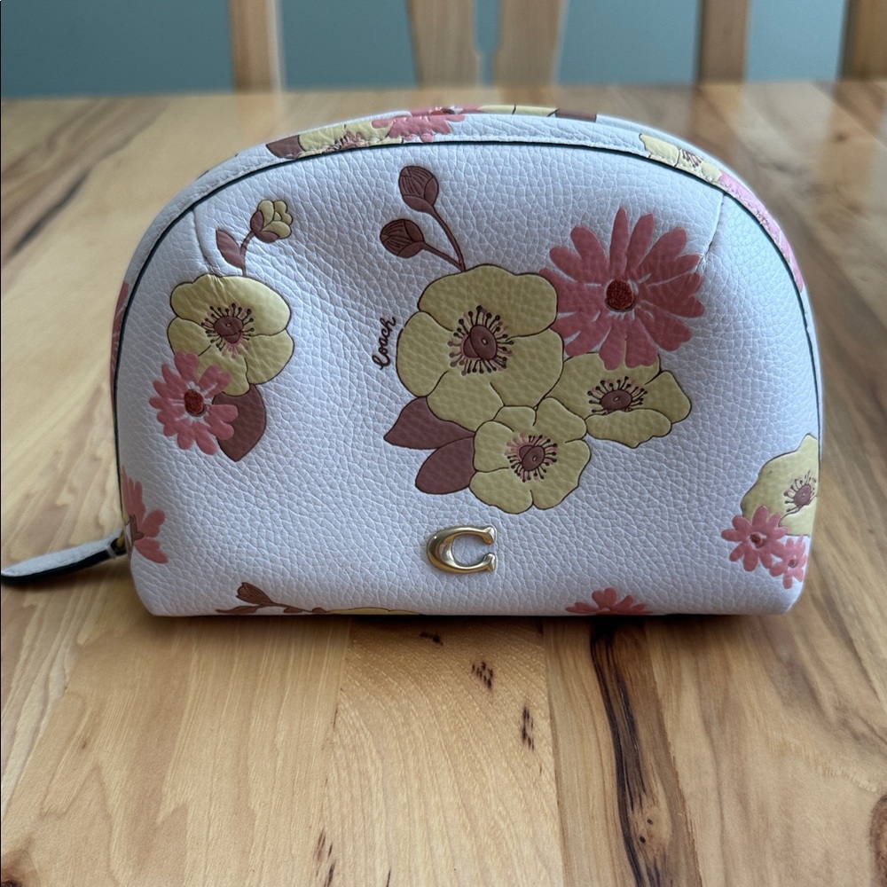 EUC Coach Julianne Cosmetics Case Floral print
